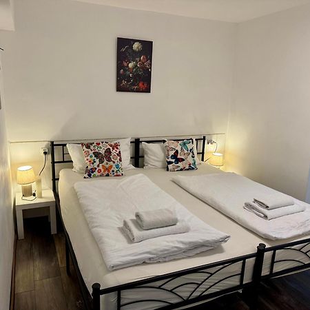 Kleine-Romantische Ferienwohnung Parkplatz Vor Dem Haus! 阿尔特瑙 外观 照片