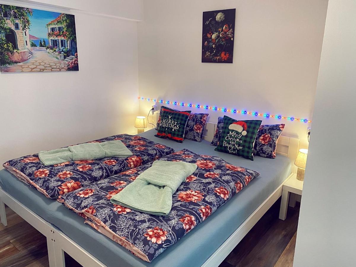 Kleine-Romantische Ferienwohnung Parkplatz Vor Dem Haus! 阿尔特瑙 外观 照片